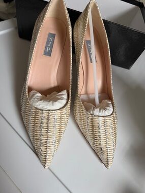 SJP by Sarah Jessica Parker Woven Pointed-Toe Pumps in Cream and Gold
